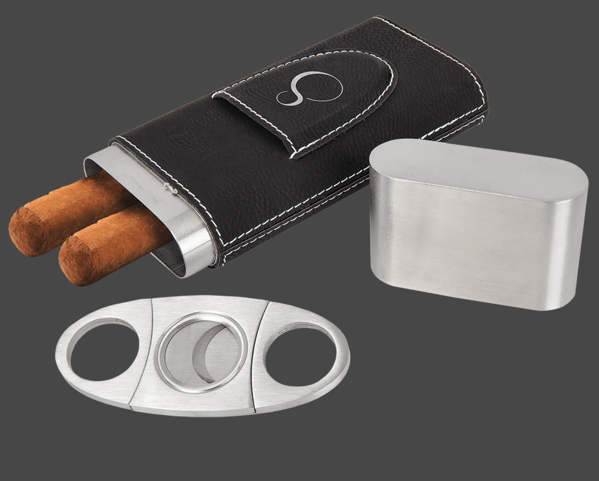 Personalized cigar case with cutter